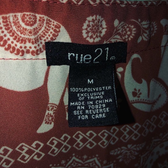 boho rue 21 zip up top - Picture 2 of 2